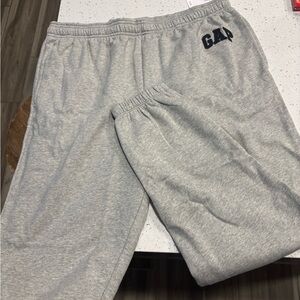 GAP Men's Light Gray Joggers